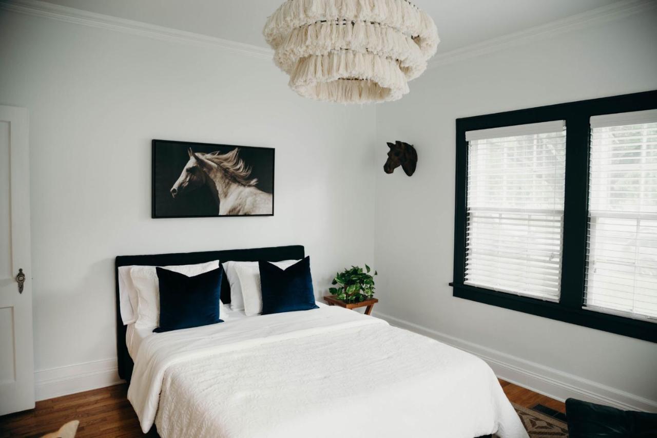 The Paddock Luxury Vacation Home Hot Springs Extérieur photo